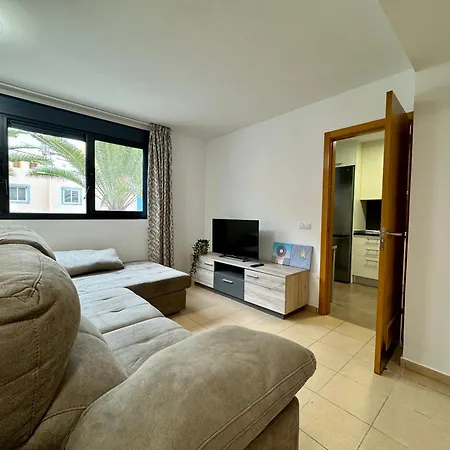 Apartament Sardina Beach